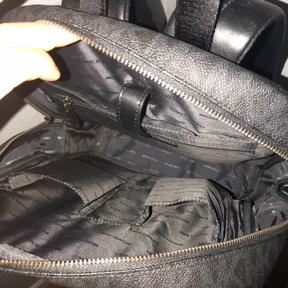 Michael Kors Jet Set Back Pack for men - Picture 3 of 5